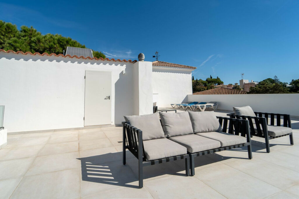 Detached Villa Marbesa Málaga - image 23