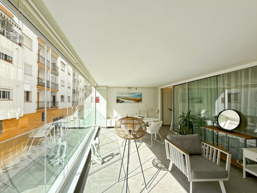 Middle Floor Apartment Estepona Málaga - image 23