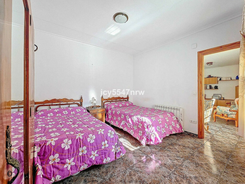Townhouse Pinoso Alicante - image 23