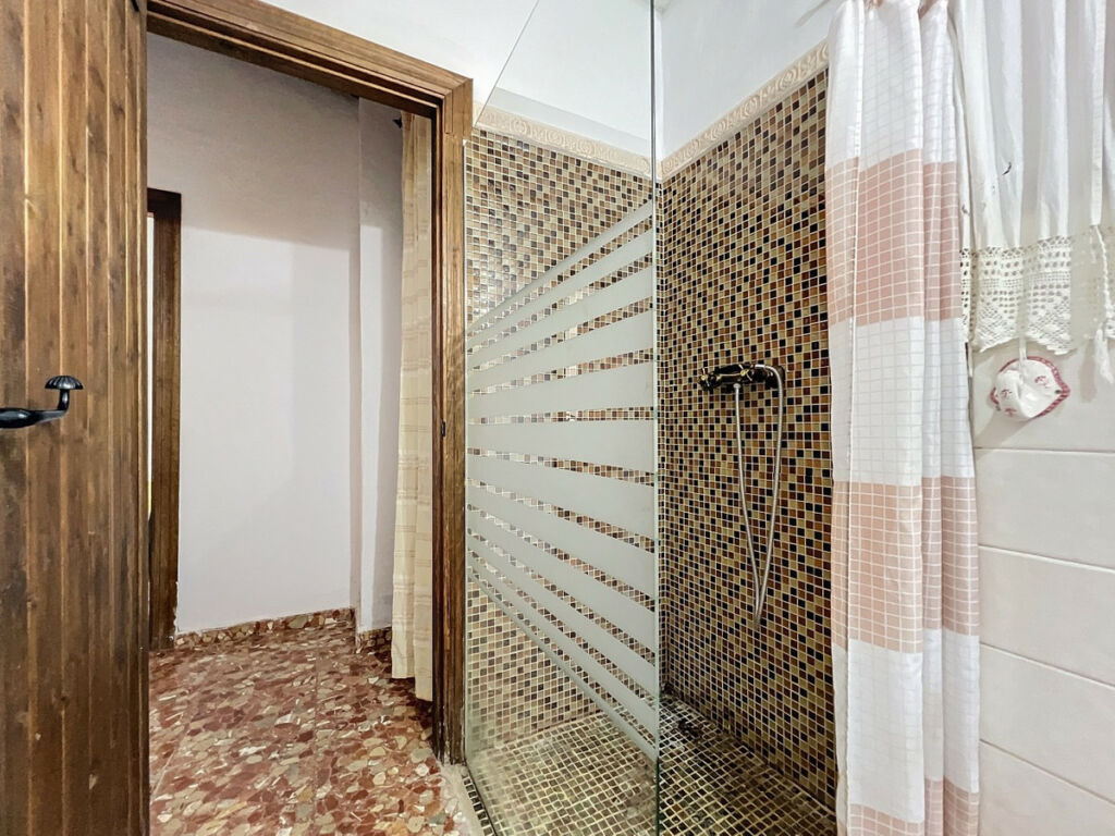 Detached Villa Sedella Málaga - image 23