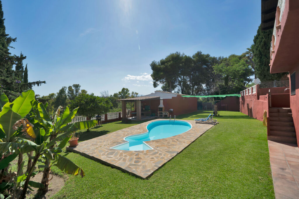 Detached Villa Marbella Málaga - image 23