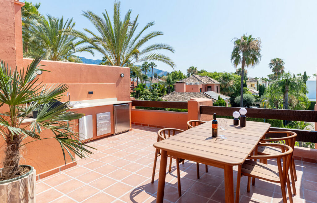 Townhouse The Golden Mile Málaga - image 23