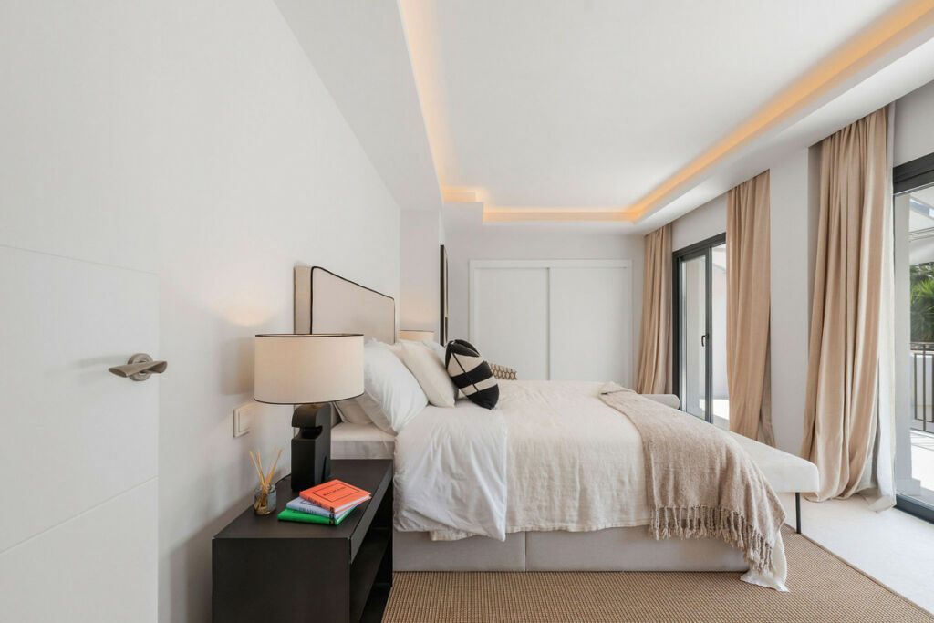 Townhouse Nueva Andalucía Málaga - image 23