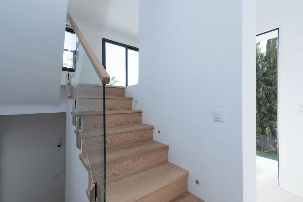 Detached Villa Marbella Málaga - image 23