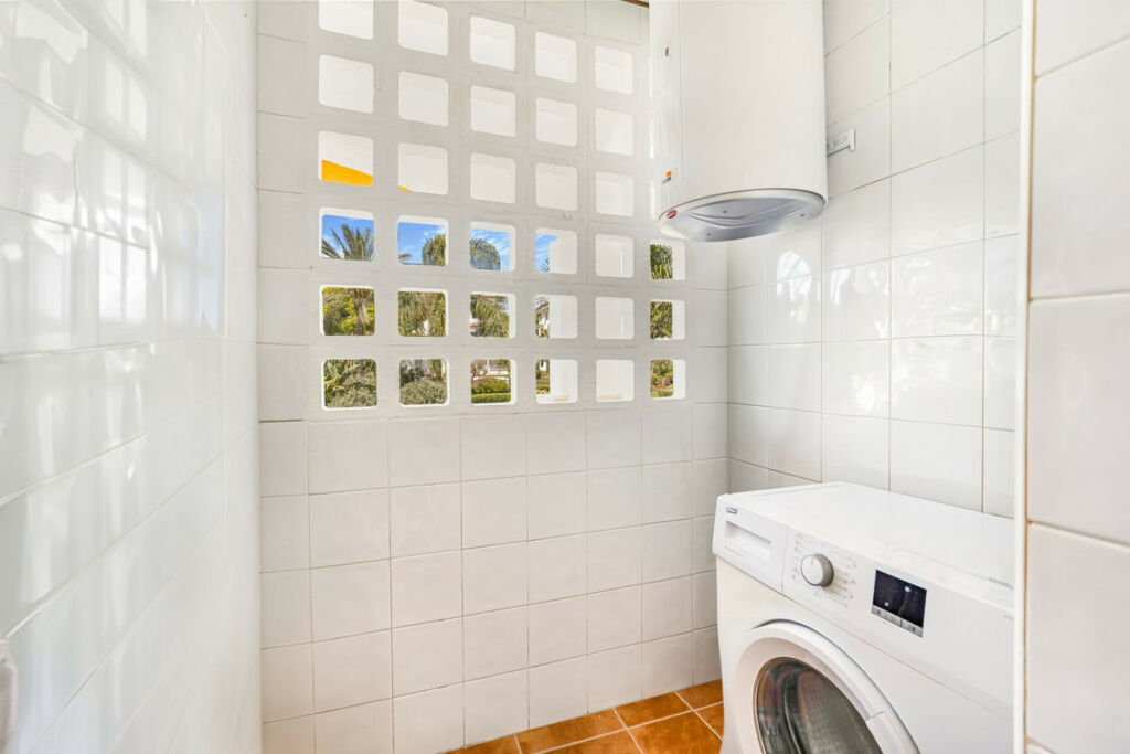 Middle Floor Apartment Marbella Málaga - image 23