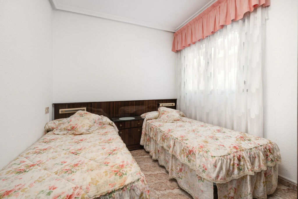 Ground Floor Apartment Guardamar del Segura Alicante - image 7