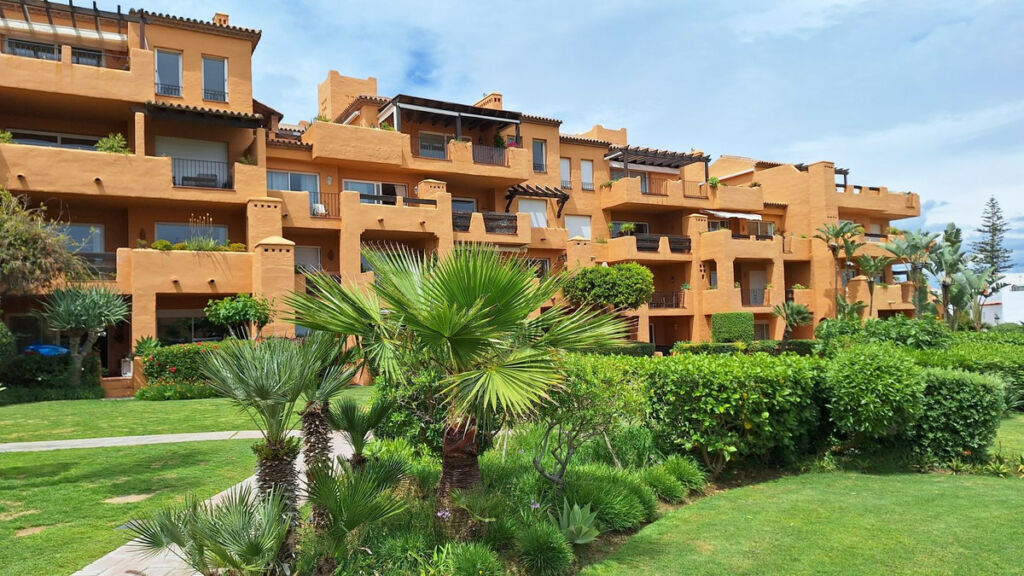 Ground Floor Apartment La Duquesa Málaga - image 24