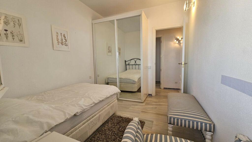 Top Floor Apartment Estepona Málaga - image 24