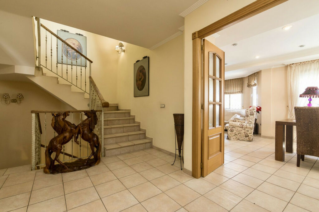 Detached Villa Almoradi Alicante - image 24