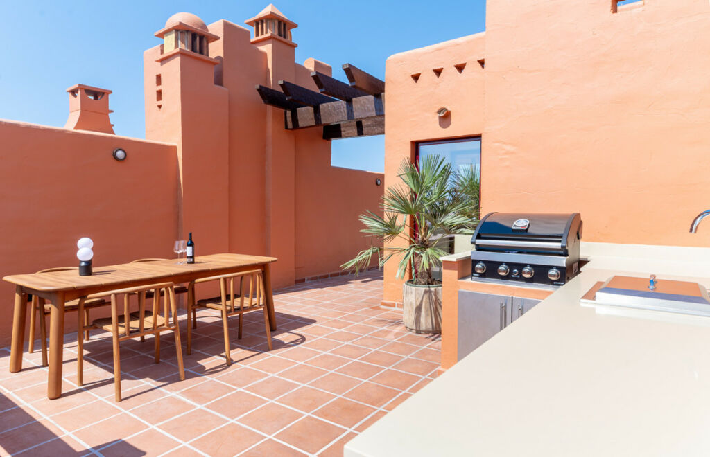 Townhouse The Golden Mile Málaga - image 24