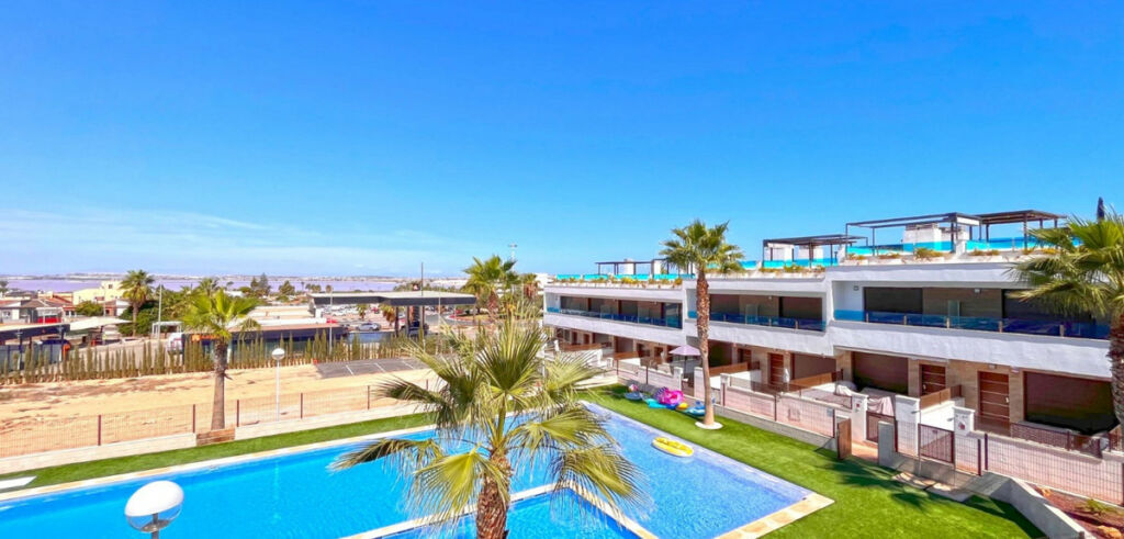 Townhouse Torrevieja Alicante - image 24