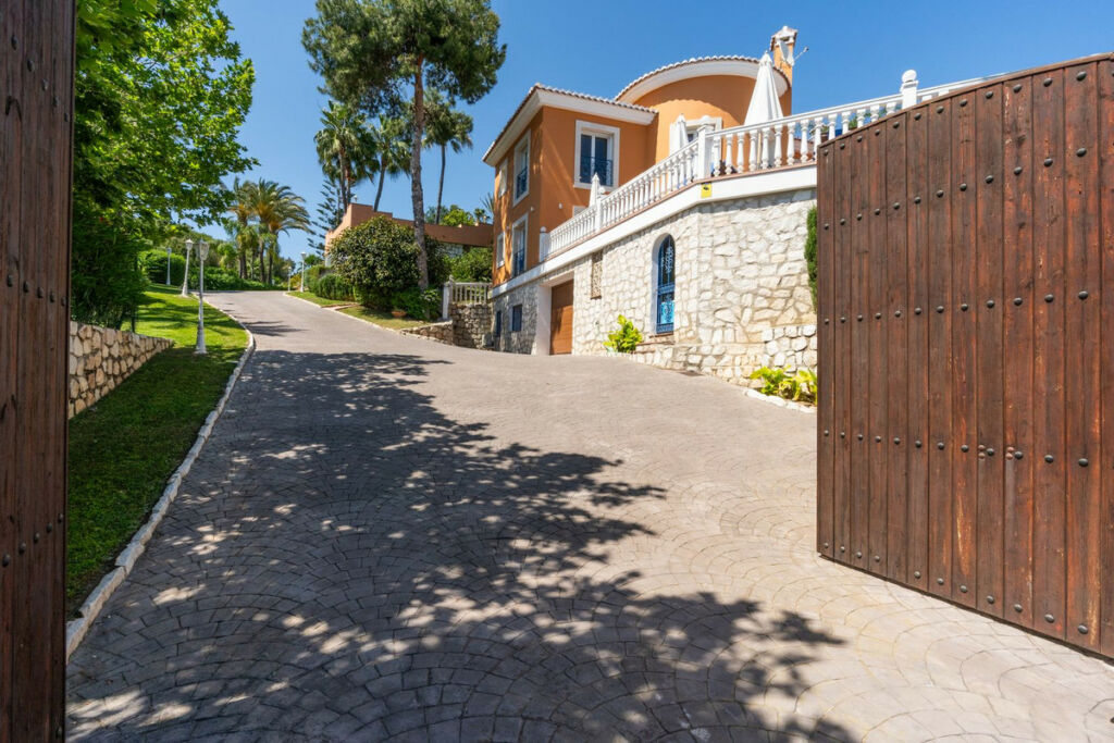 Detached Villa La Cala de Mijas Málaga - image 24
