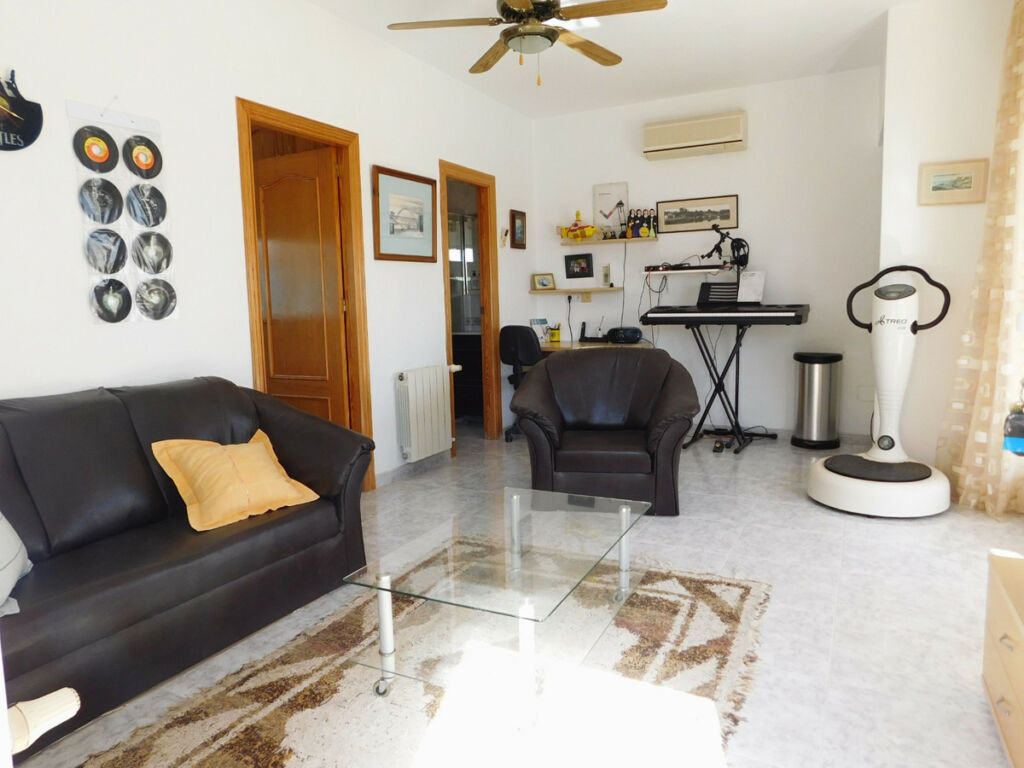 Detached Villa Blue Lagoon Alicante - image 24