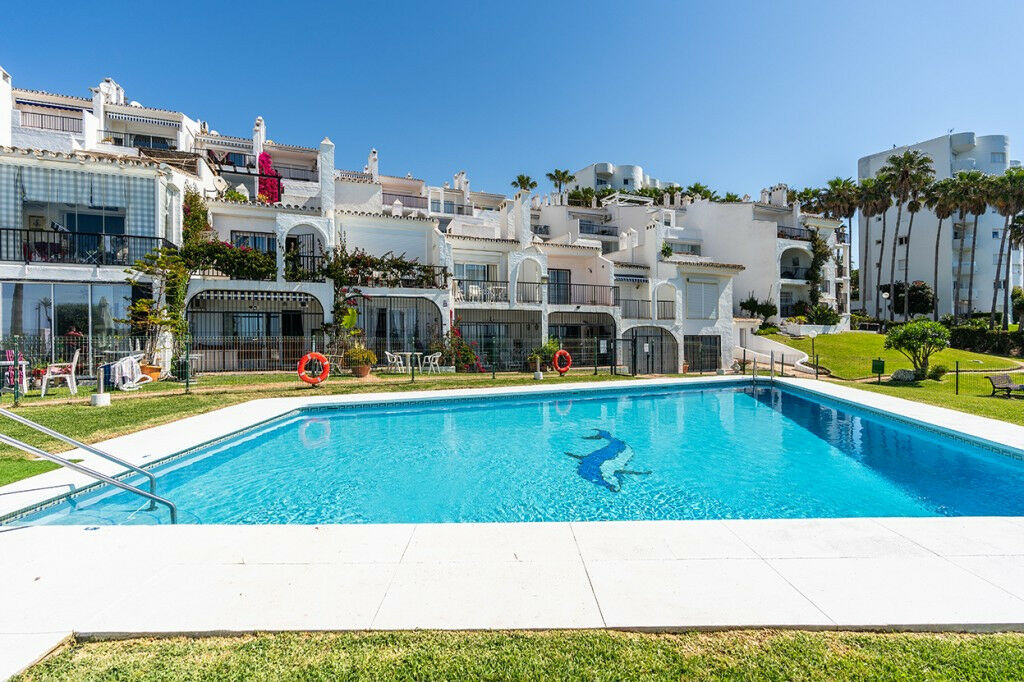 Penthouse Duplex Calahonda Málaga - image 24