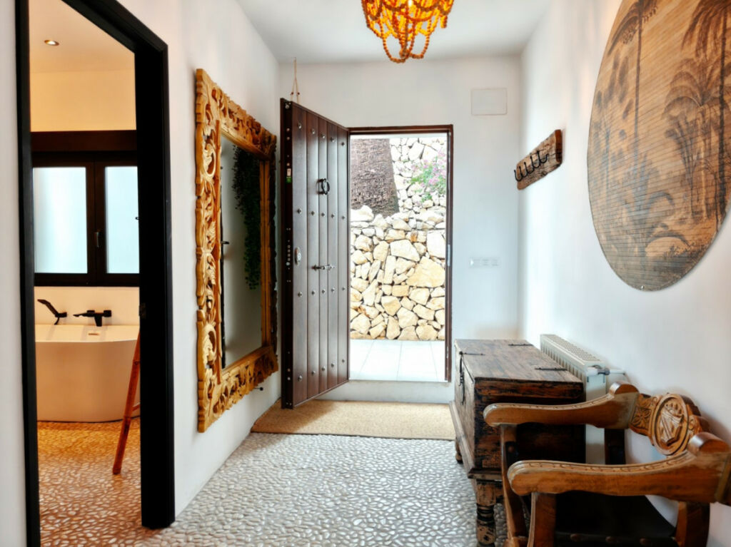 Detached Villa Moraira Alicante - image 24