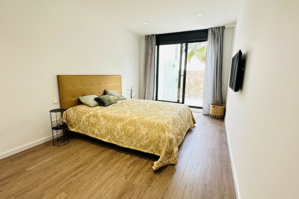 Detached Villa Las Colinas Golf Alicante - image 24