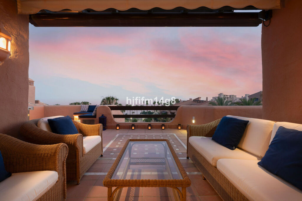 Penthouse Estepona Málaga - image 24