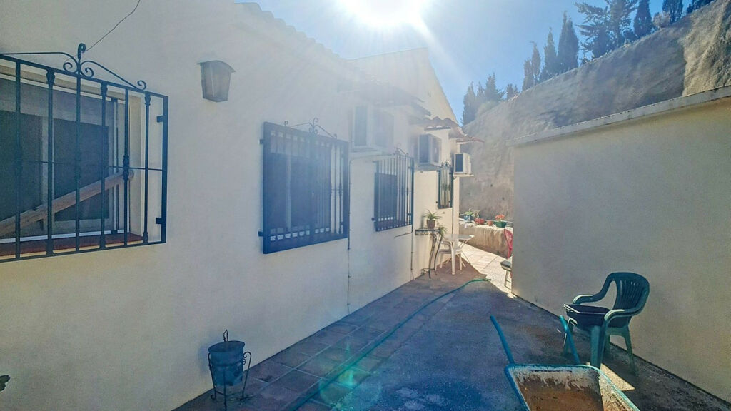 Detached Villa Corumbela Málaga - image 24