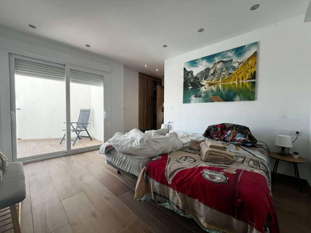 Detached Villa Estepona Málaga - image 24