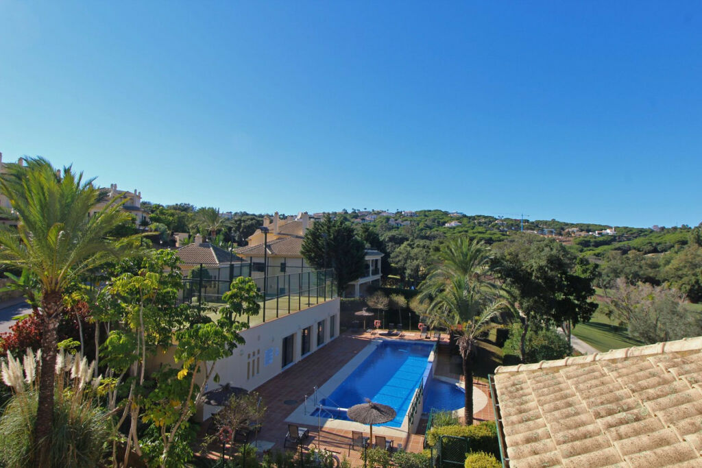 Middle Floor Apartment San Roque Club Cádiz - image 24