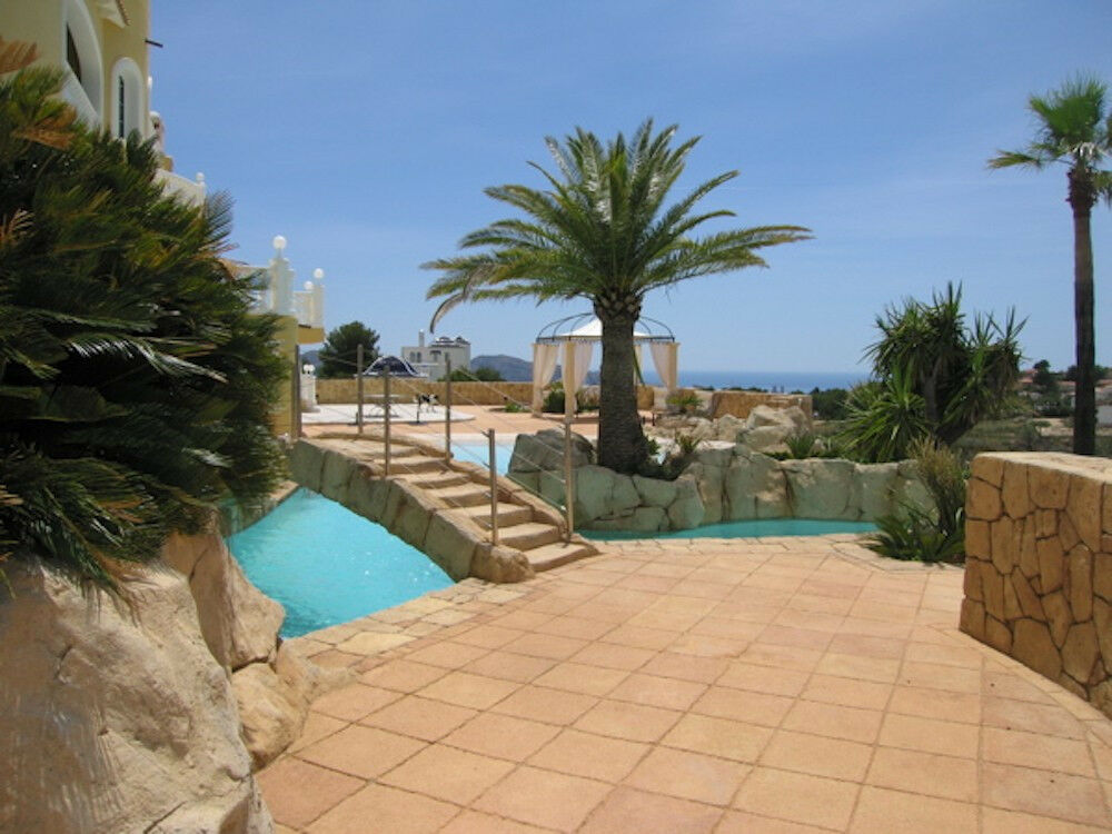 Detached Villa La Nucia Alicante - image 23