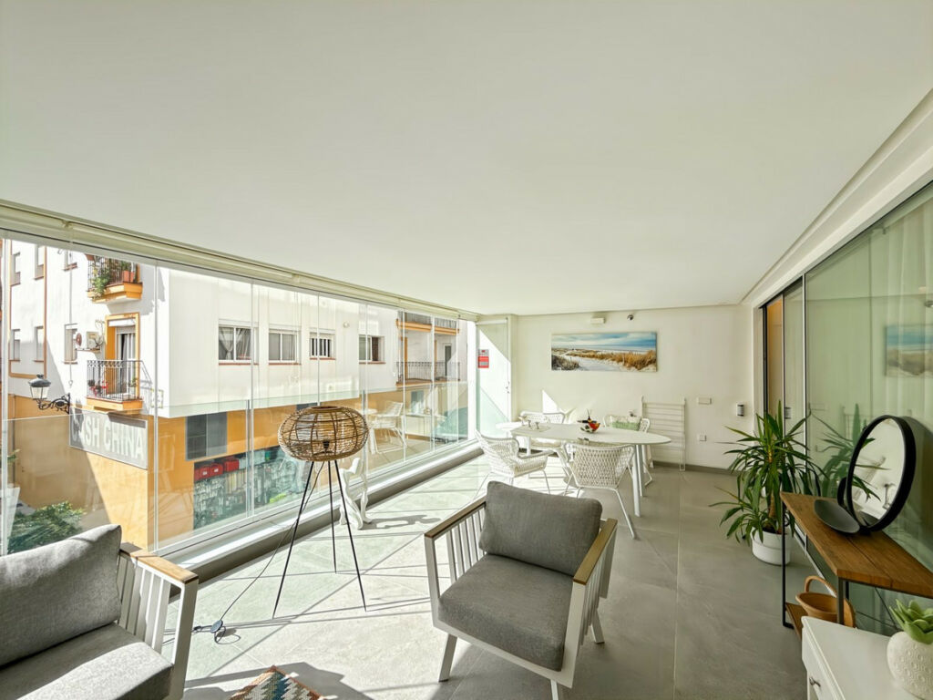 Middle Floor Apartment Estepona Málaga - image 24