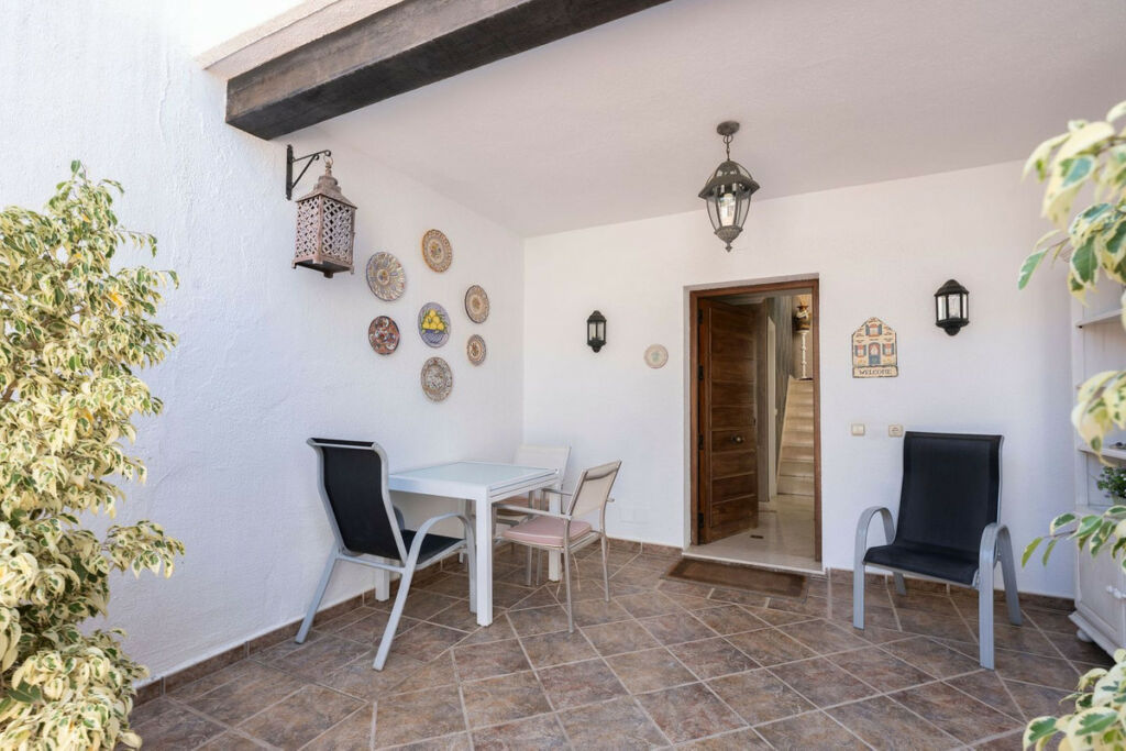 Townhouse Nueva Andalucía Málaga - image 24