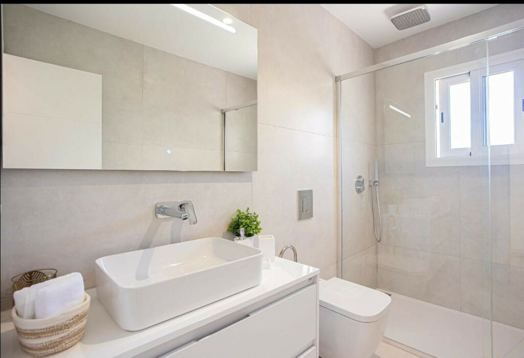 Townhouse Aloha Málaga - image 23