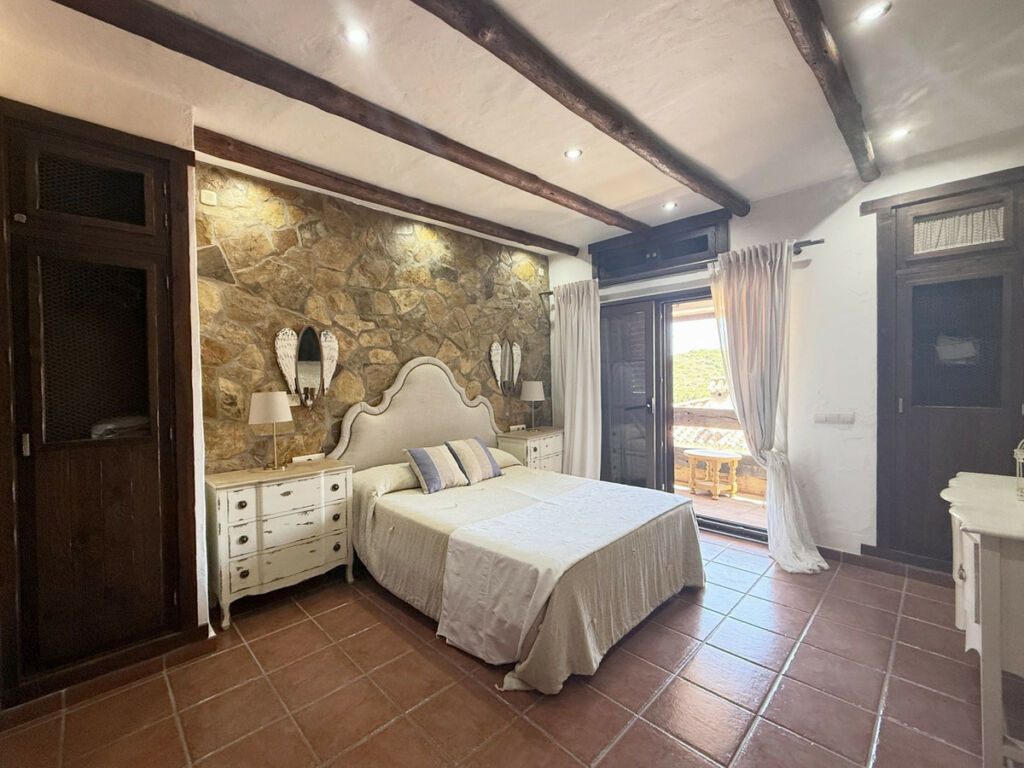 Townhouse Guadiaro Cádiz - image 24