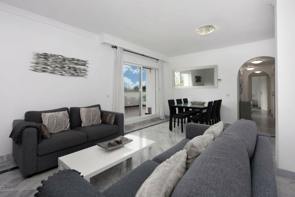 Penthouse Puerto Banús Málaga - image 24