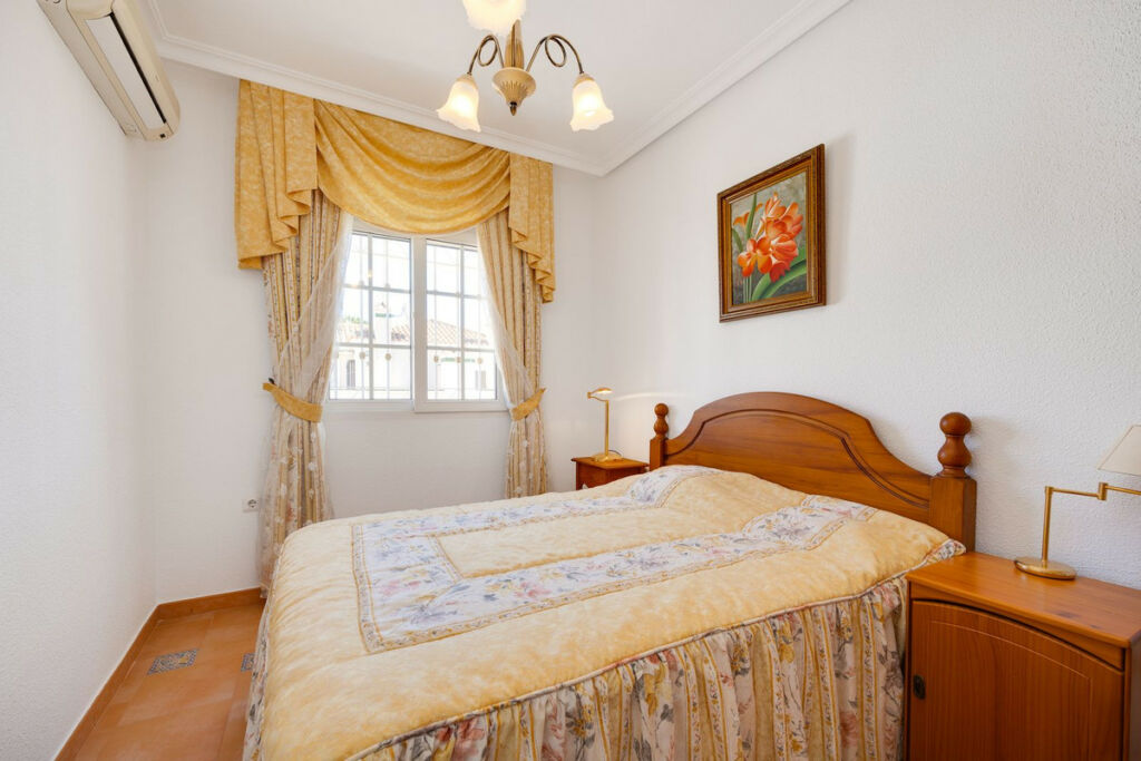 Detached Villa Orihuela Costa Alicante - image 24