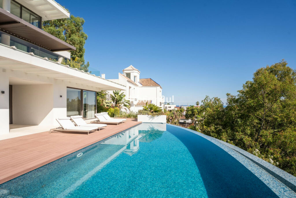 Detached Villa La Quinta Málaga - image 24