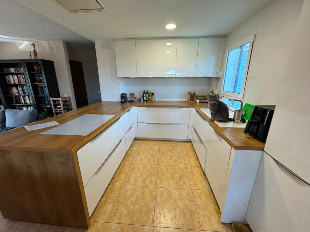 Detached Villa La Zenia Alicante - image 24