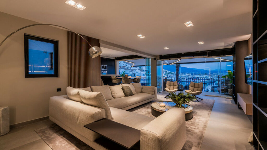 Middle Floor Apartment Puerto Banús Málaga - image 24