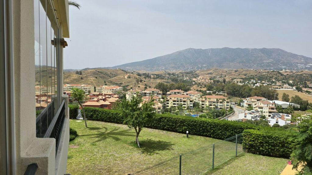 Ground Floor Apartment La Cala Hills Málaga - image 3