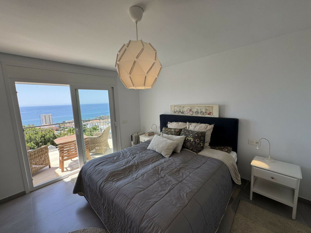 Detached Villa Riviera del Sol Málaga - image 24