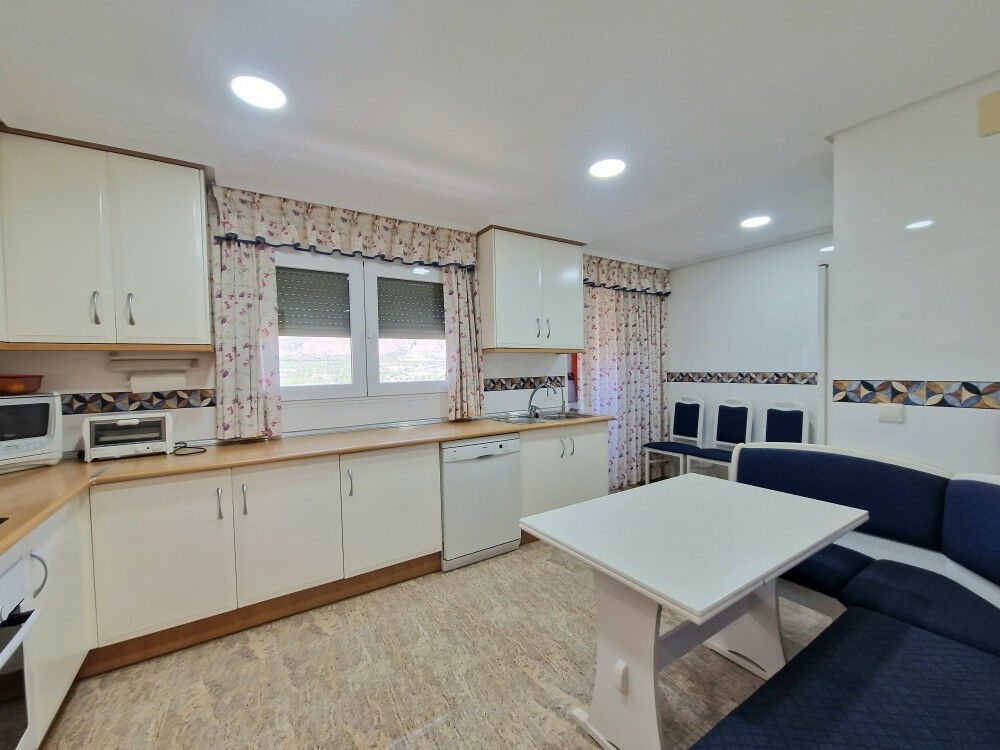 Middle Floor Apartment Benidorm Alicante - image 24