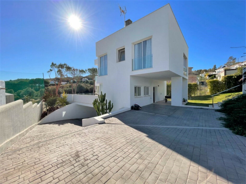 Detached Villa La Cala Golf Málaga - image 24