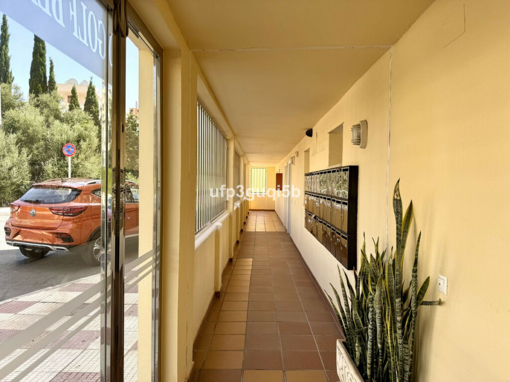 Middle Floor Apartment Torrequebrada Málaga - image 25