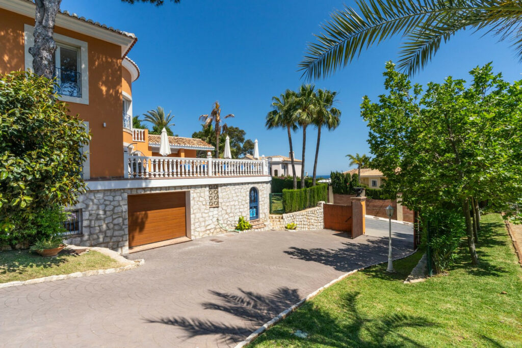 Detached Villa La Cala de Mijas Málaga - image 25