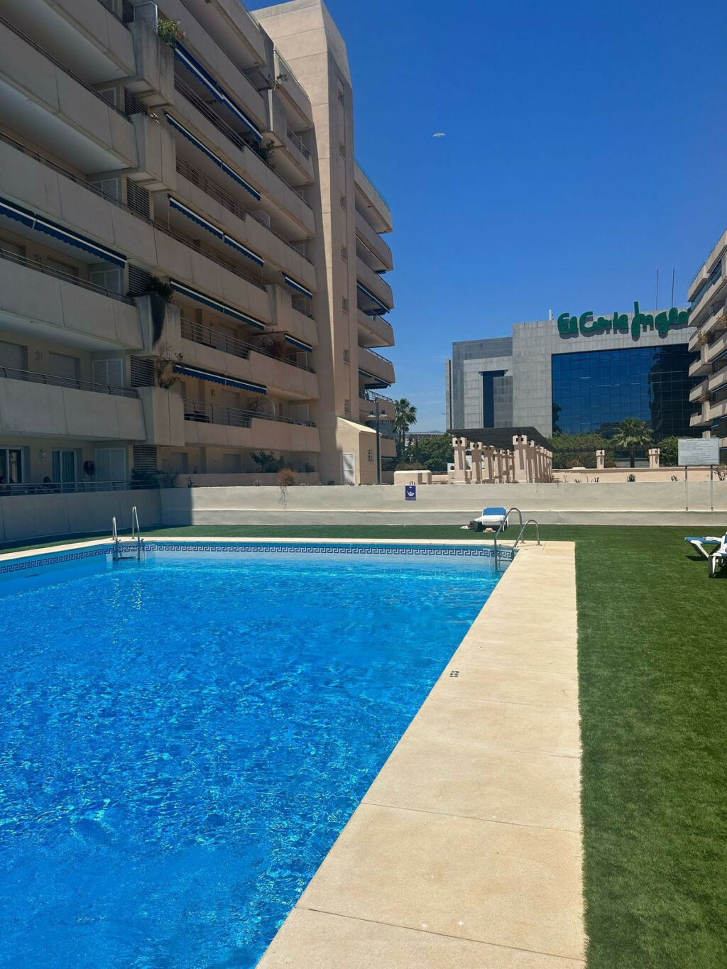Middle Floor Apartment Puerto Banús Málaga - image 23