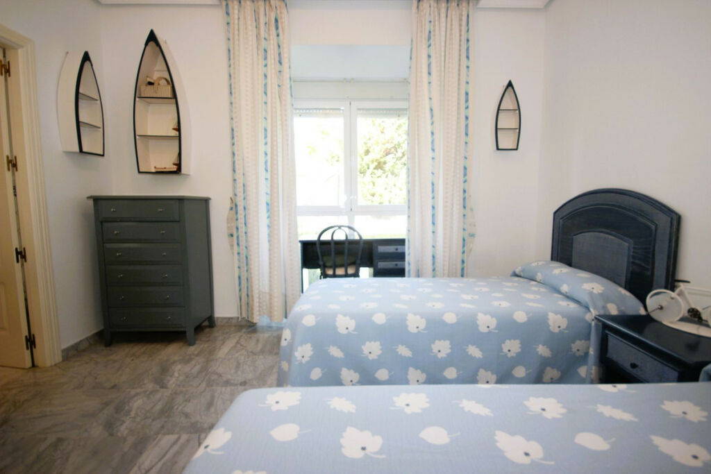 Townhouse Bahía de Marbella Málaga - image 25