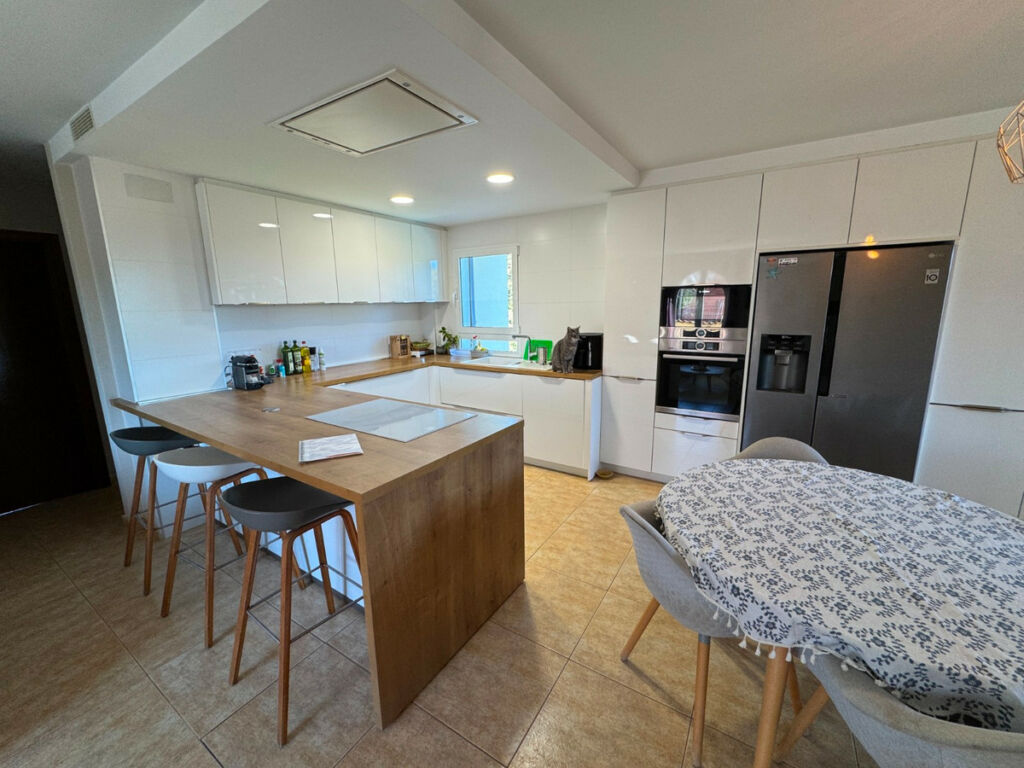 Detached Villa La Zenia Alicante - image 25
