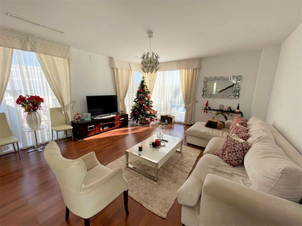 Detached Villa La Cala Golf Málaga - image 25