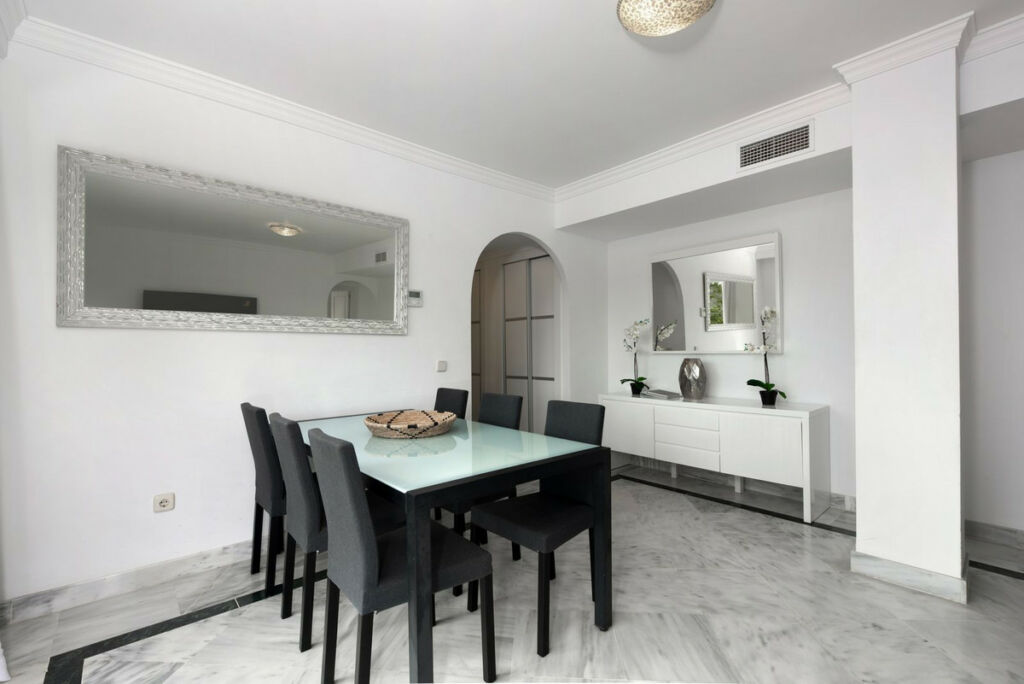 Penthouse Puerto Banús Málaga - image 25