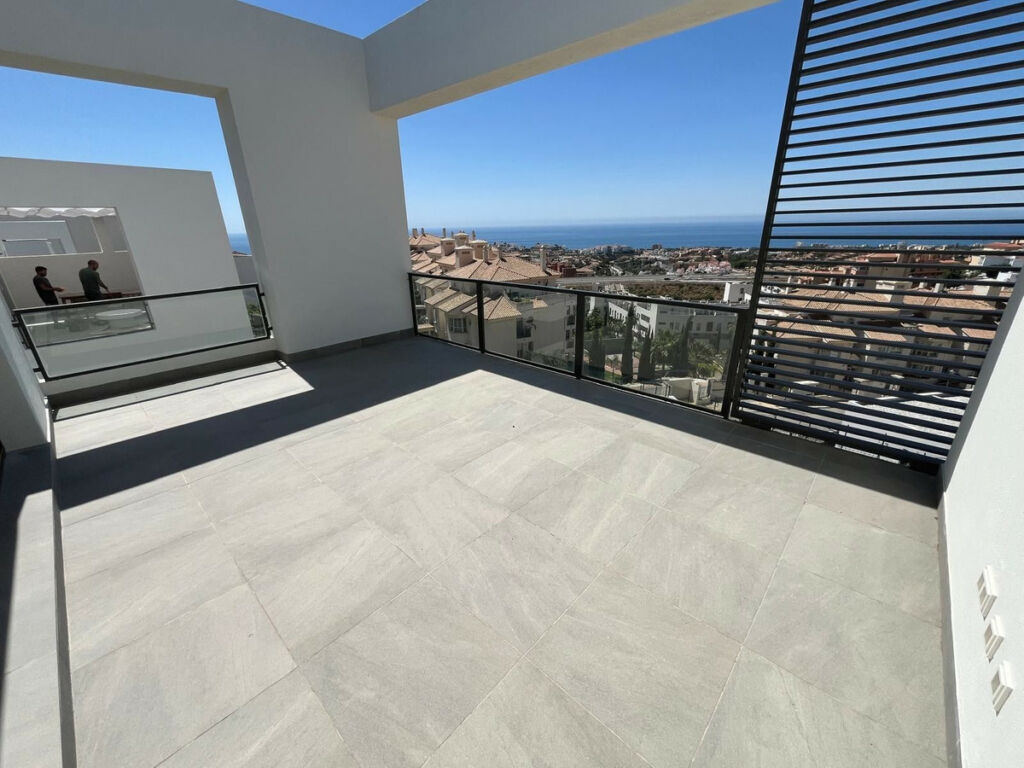 Semi-Detached House Riviera del Sol Málaga - image 25