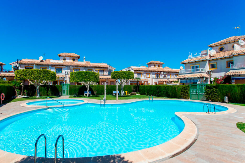Bungalow Orihuela Costa Alicante - image 29
