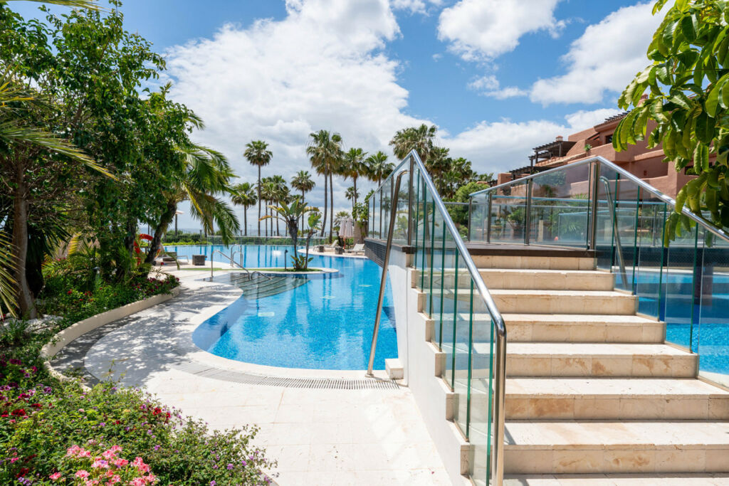Ground Floor Apartment Estepona Málaga - image 25