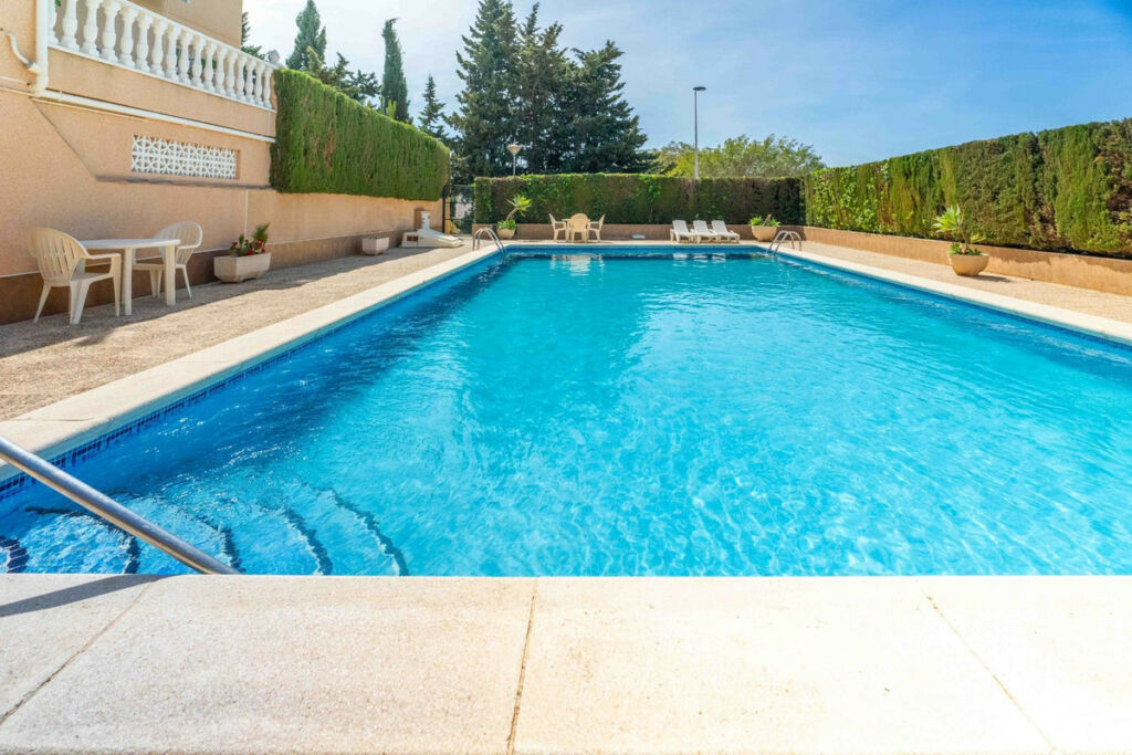 Detached Villa Punta Prima Alicante - image 36