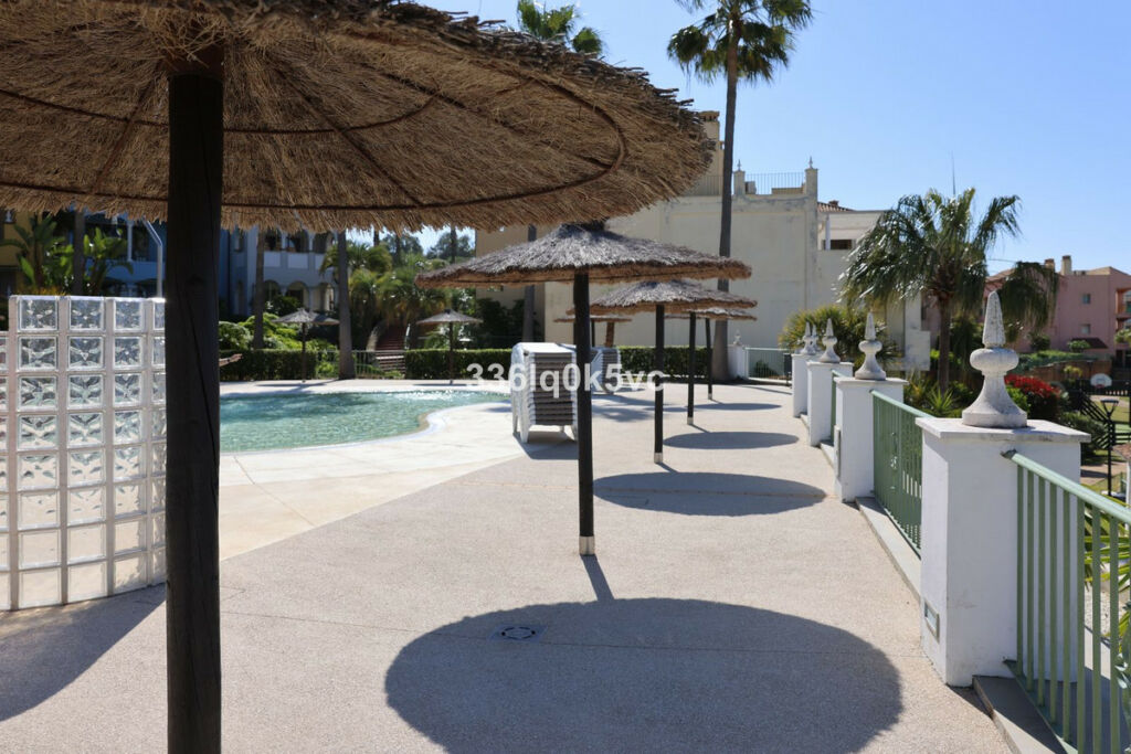 Middle Floor Apartment Manilva Málaga - image 25